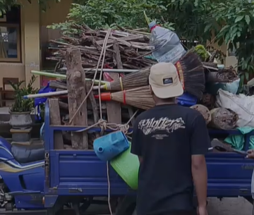 Angkut kayu